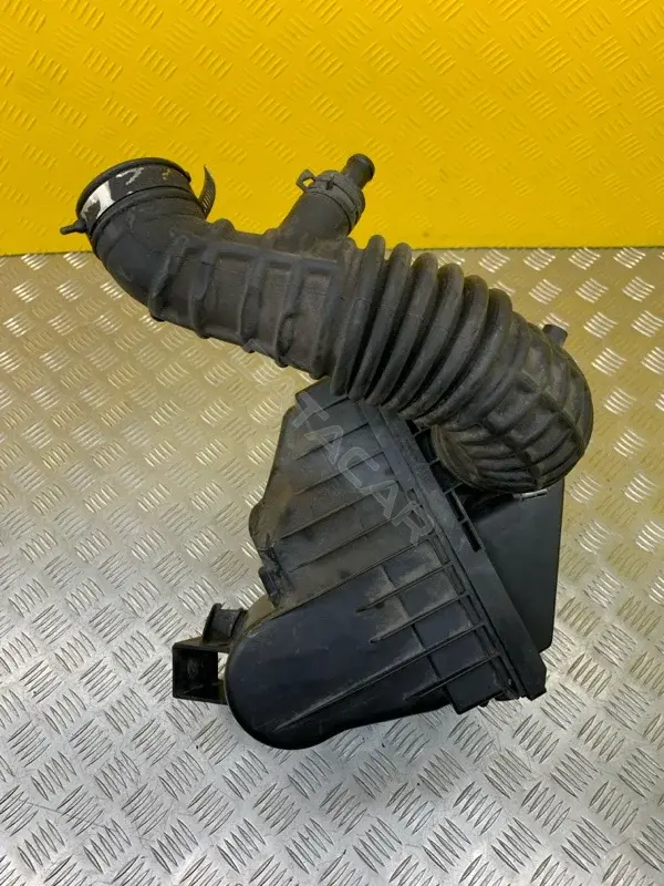 Корпус воздушного фильтра 165005X00A