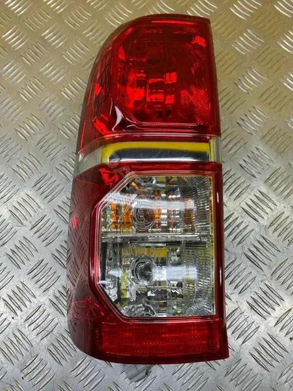 Задние фонари 815600K170