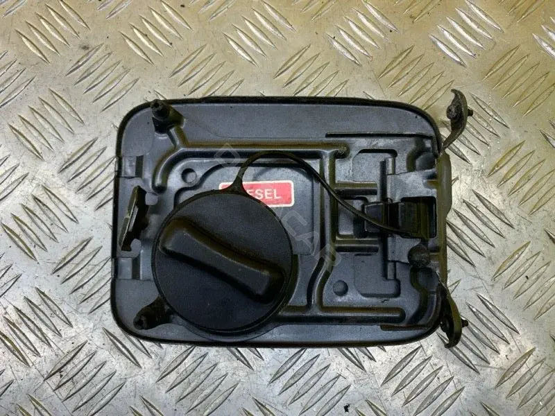 Крышка лючка топливного бака 78830EB330