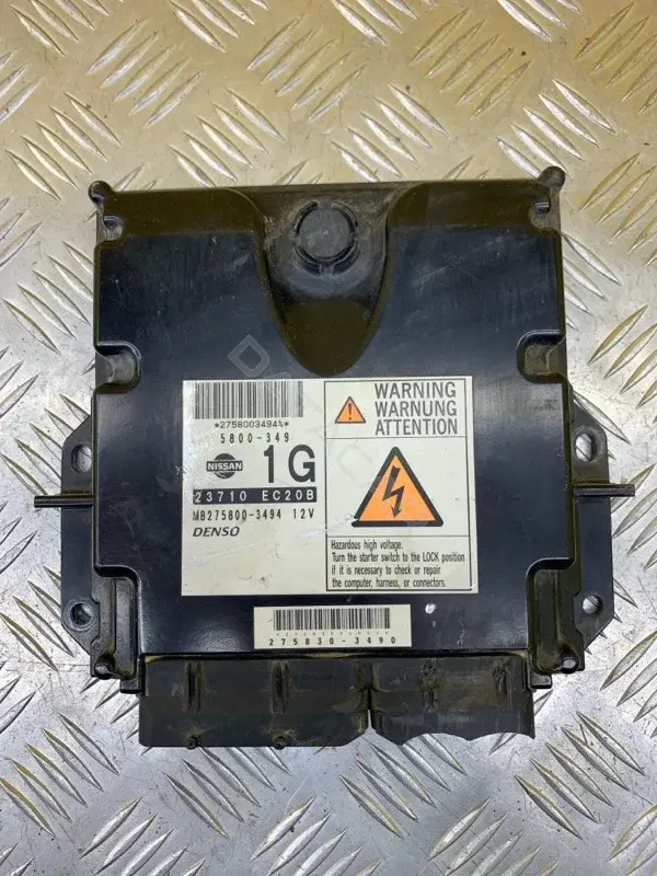 Блок управления двигателем 23710EC20B