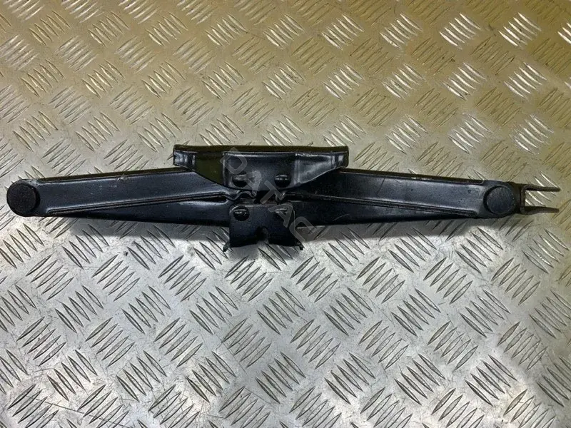 Домкраты 99550EB300