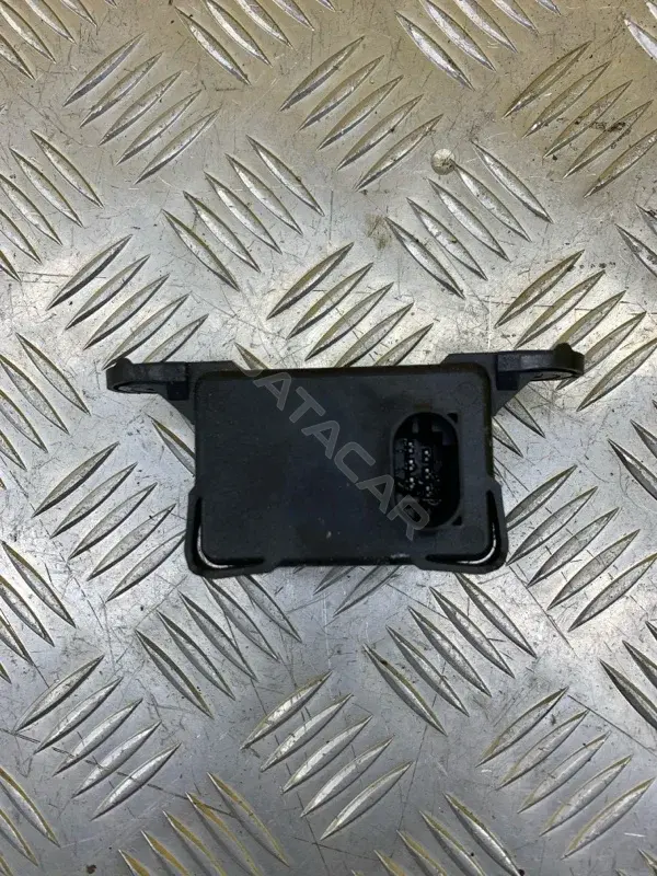 Датчик ускорения 47931EB30A