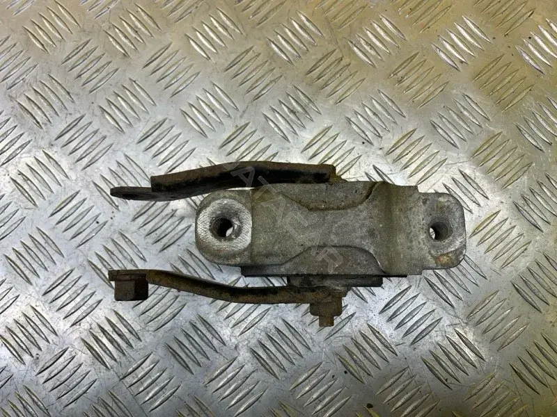 Подушка КПП 6G926P082LB