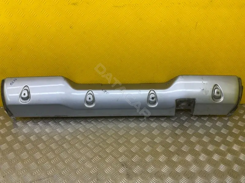 Накладка бампера MLD11510
