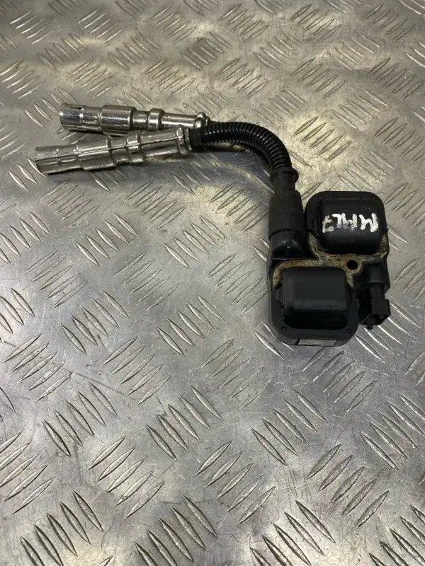 Катушка зажигания A0001587803