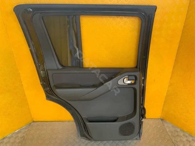 Дверь 82101EB330