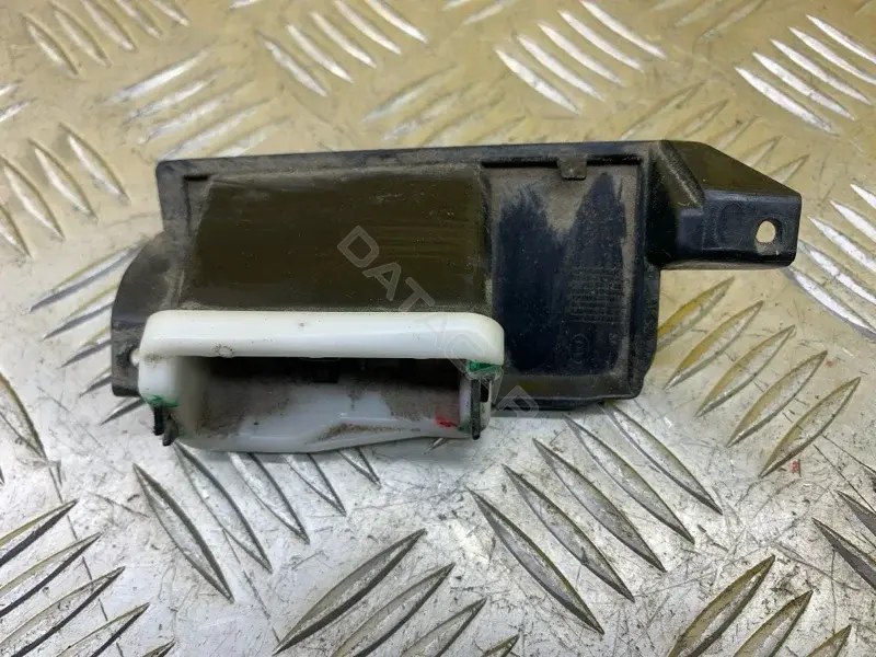 Камера заднего вида LR025912