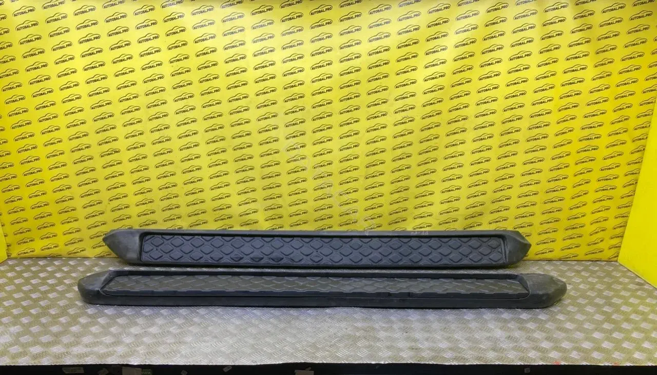 Подножка 96100EB50A