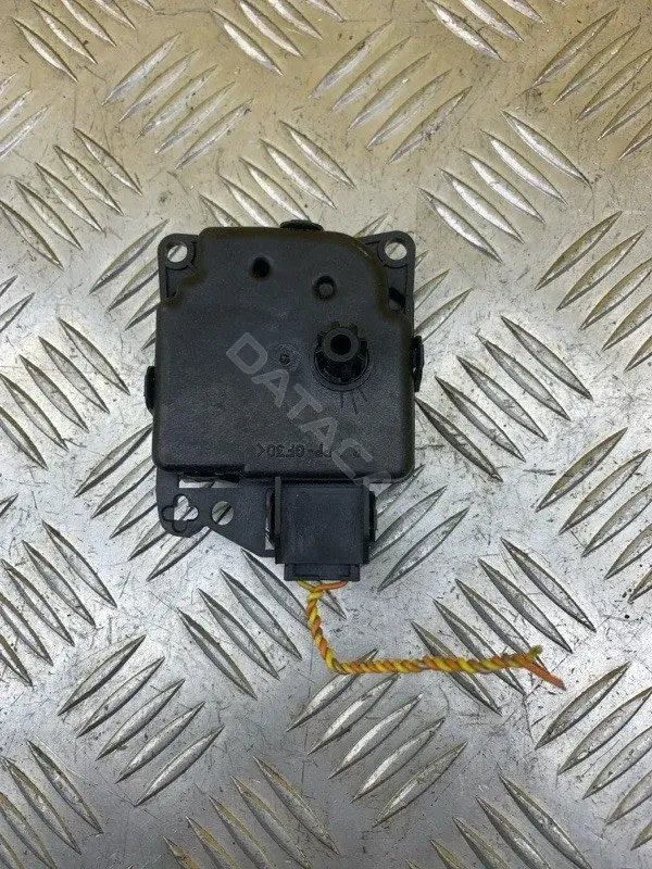Мотор заслонки печки VP6NEH19E616AA