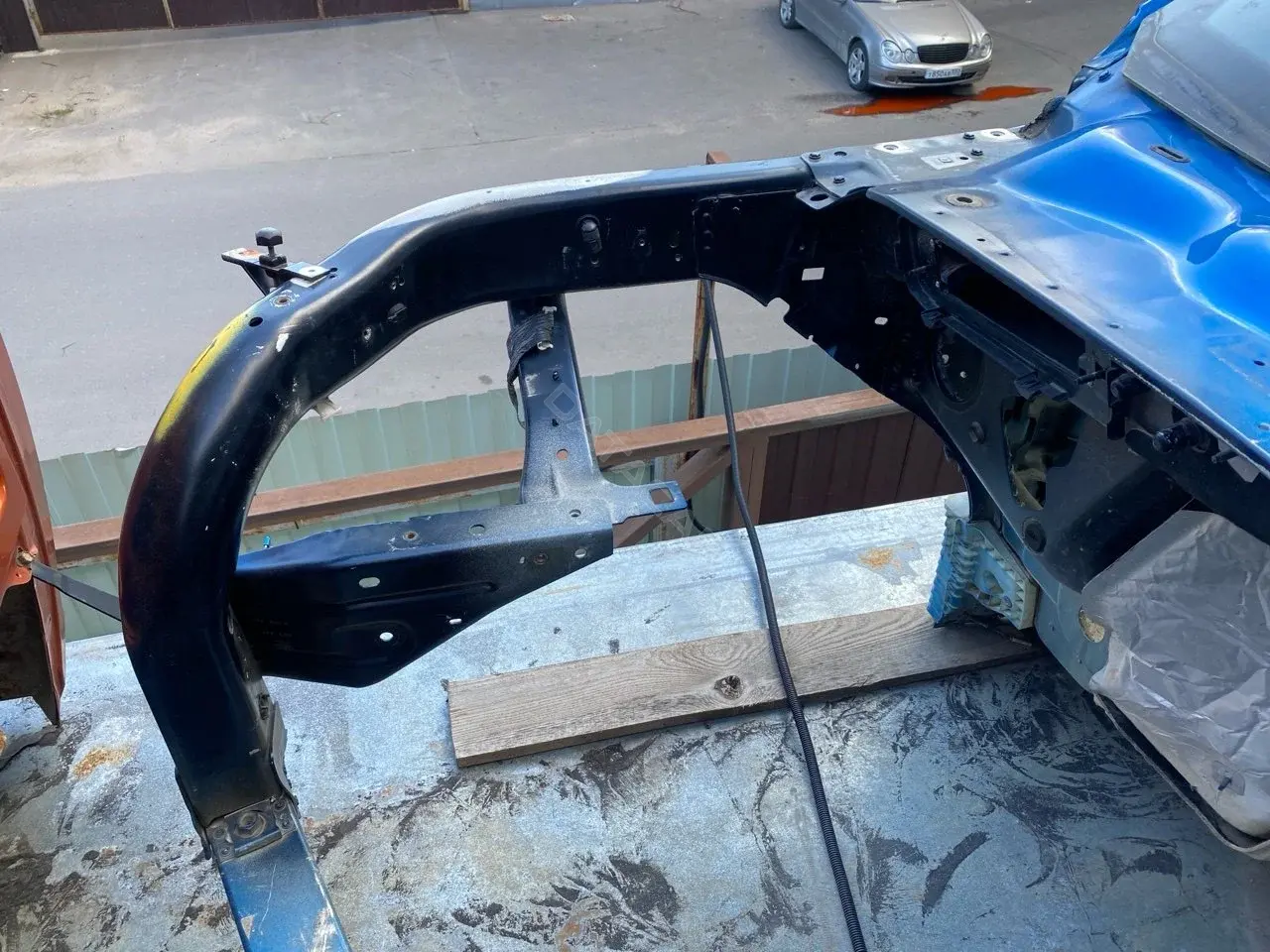 Лонжерон JL3Z-16C274-A