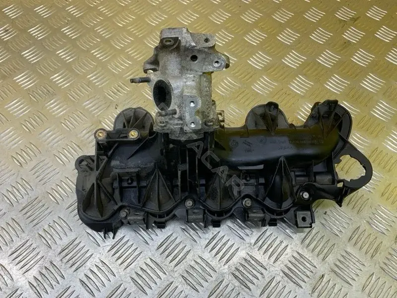 Коллектор впускной LR019987