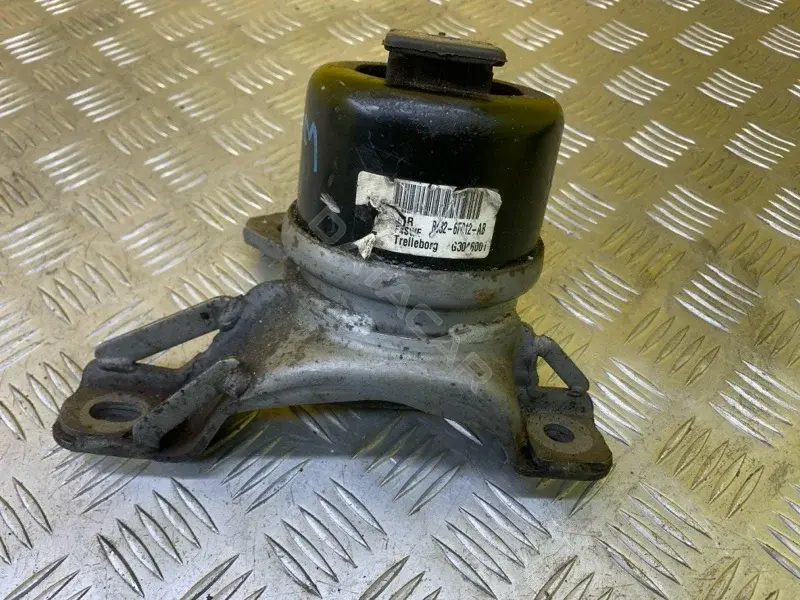 Подушка двигателя (Опора) BJ326F012AB