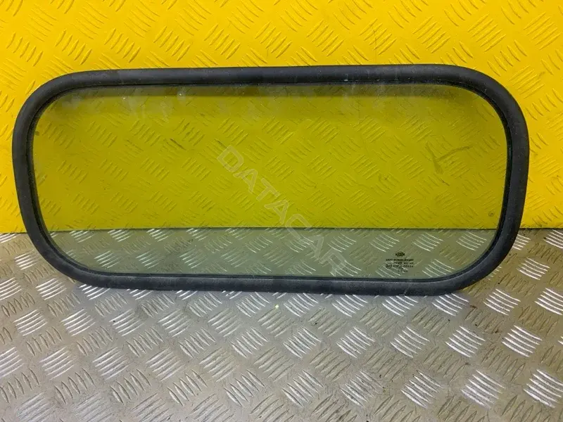 Заднее стекло 79712MB40A