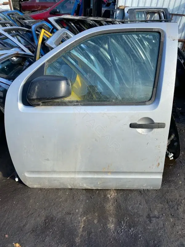 Дверь 80101EB330