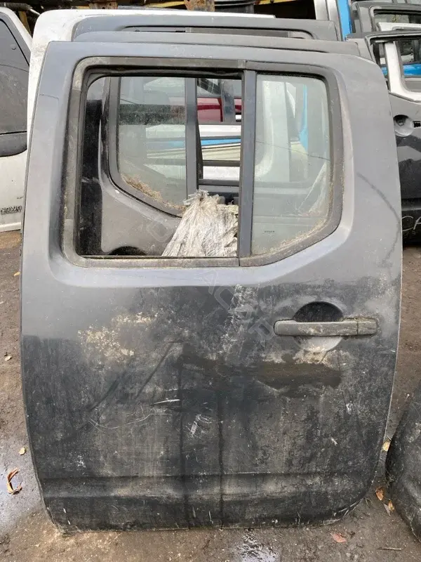 Дверь 82101EB332