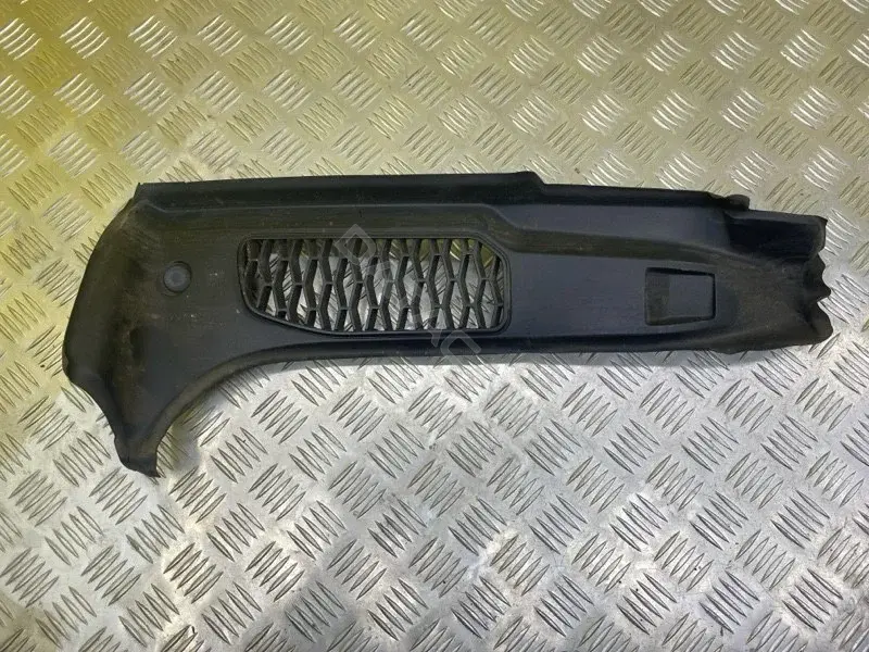 Накладка двери HY3244249AD
