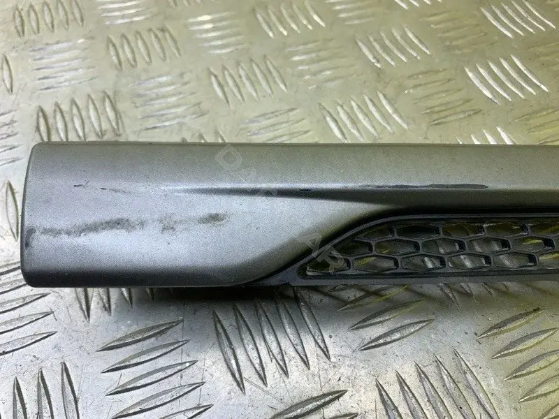 Молдинг крыла BJ32280B10ABW