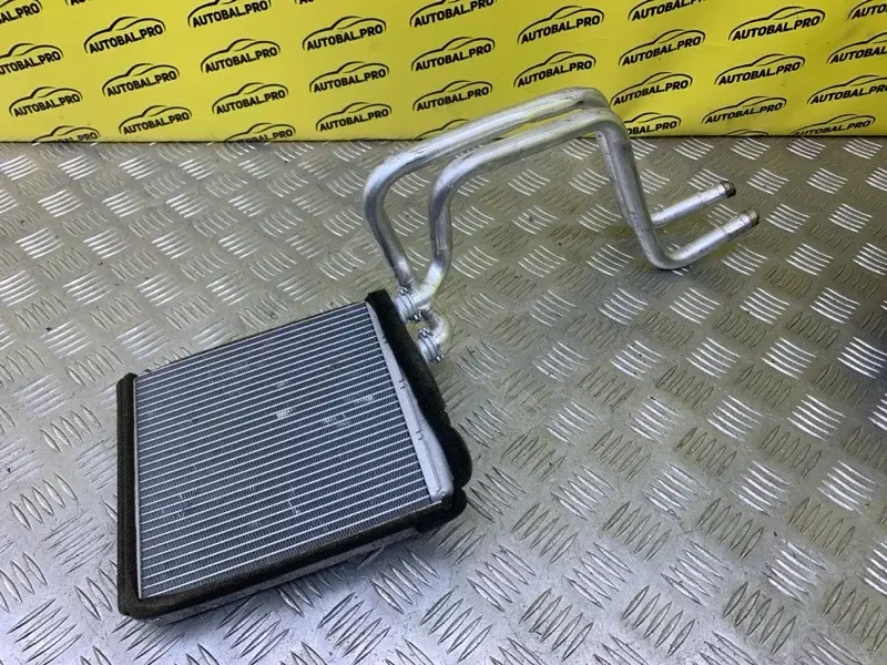 Радиатор печки LR002632