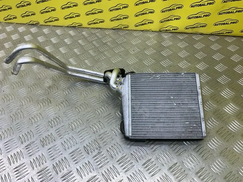 Радиатор печки LR002632