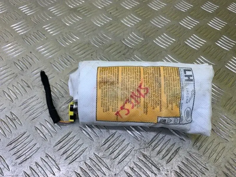 Подушка безопасности LR026021