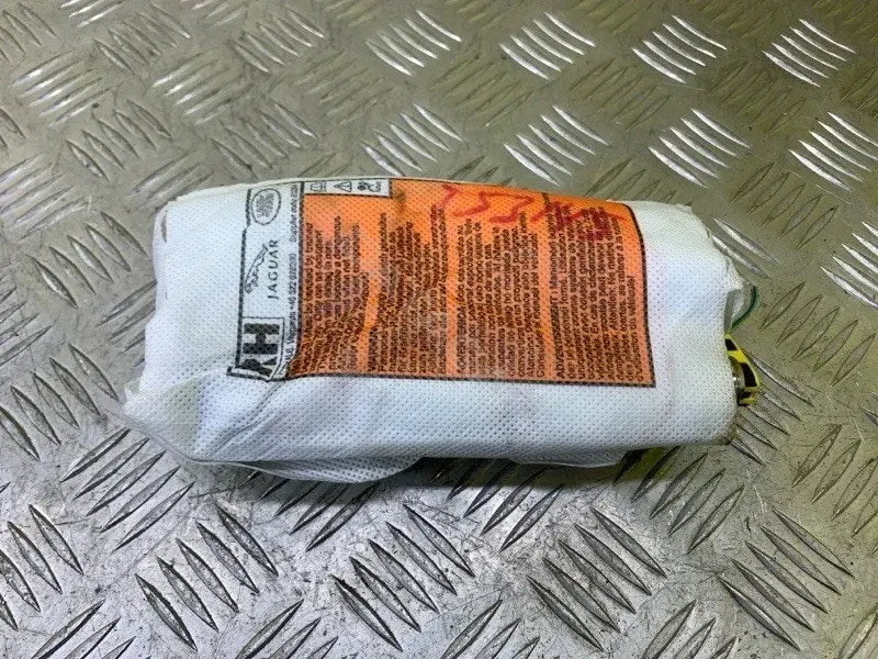 Подушка безопасности LR026019