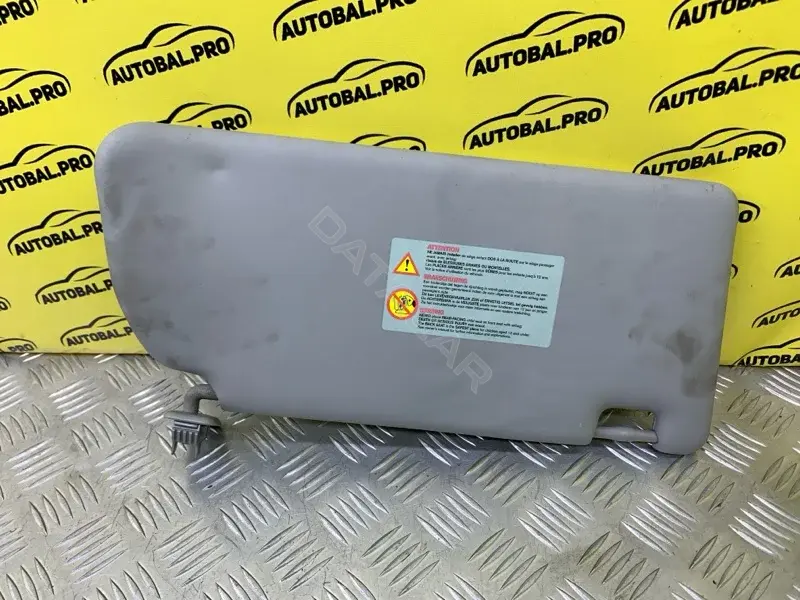 Козырек солнцезащитный 964013X50C