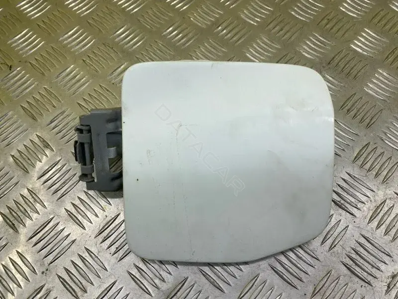 Крышка лючка топливного бака 8981032987