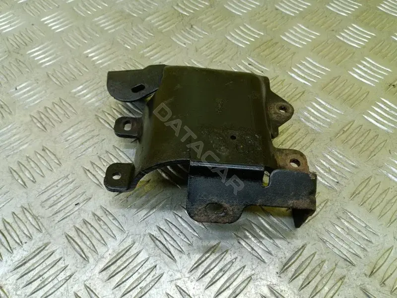 Кронштейн топливного фильтра LR033976