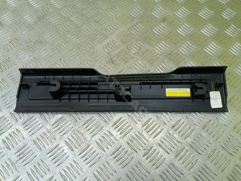 Накладка на порог BJ3213200AAW