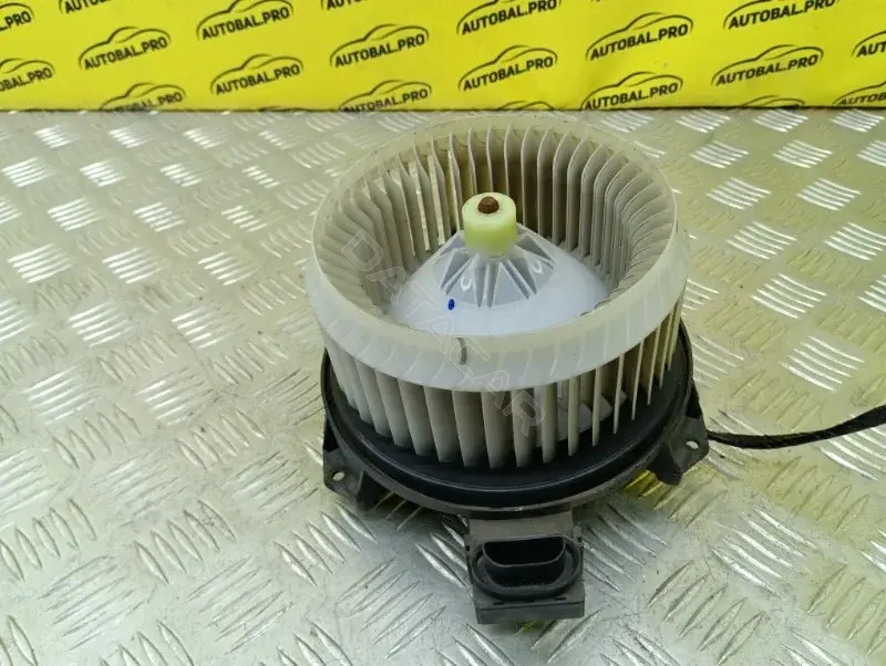 Моторчик печки 871030K200