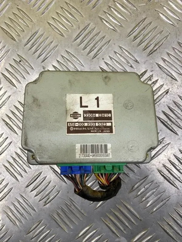 Блок управления раздаточной коробки 33084EB41C