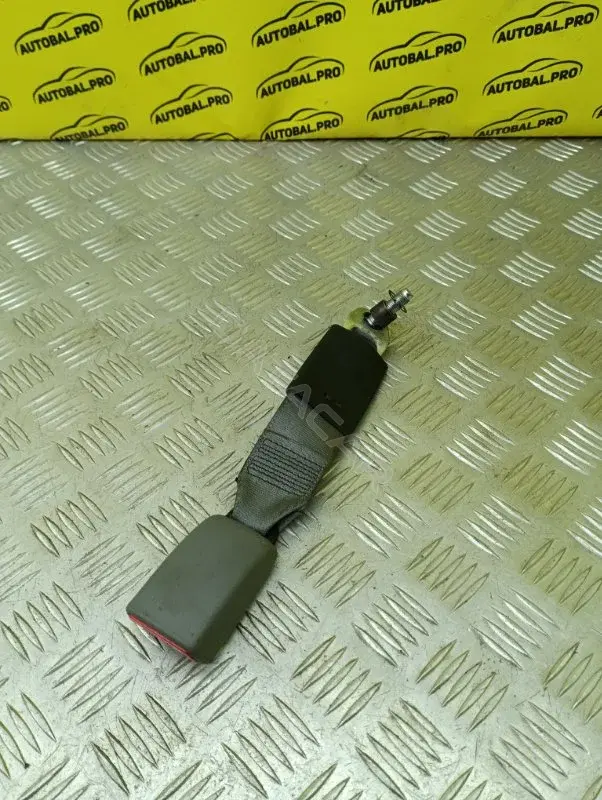 Замок ремня безопасности 735800C050