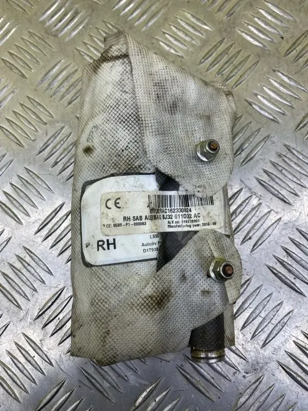 Подушка безопасности LR026019