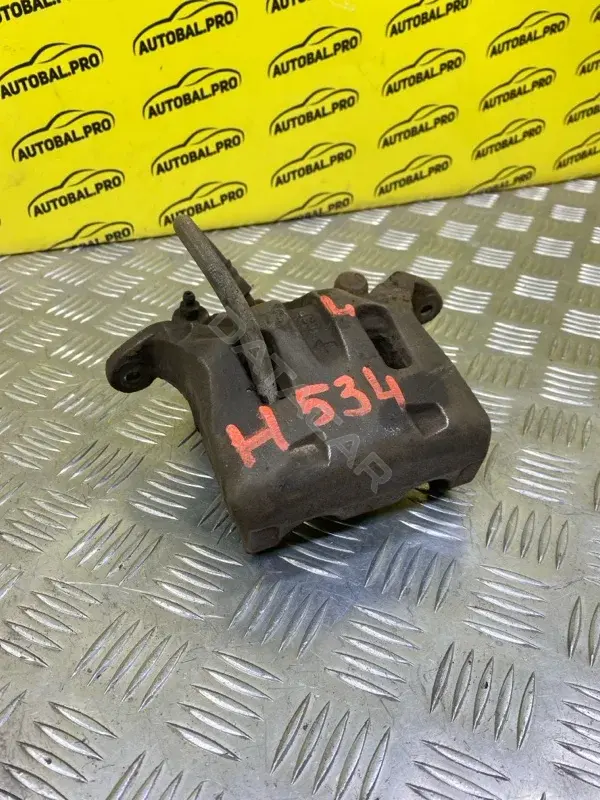 Суппорт тормозной 41011EB32A