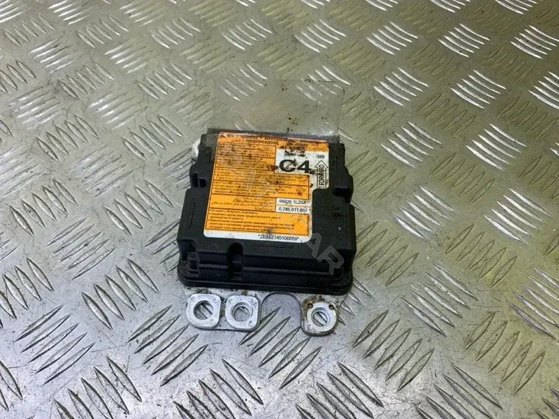 Блок управления подушками безопасности 988201LZ0A