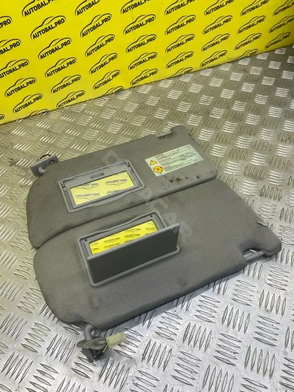 Козырек солнцезащитный 964014X34C