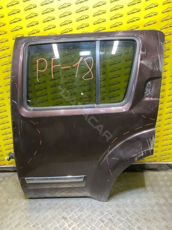 Дверь 82101EB330