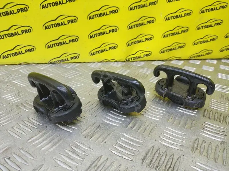 Крючок крепежный SR29P27740AA