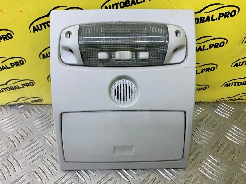 Плафон освещения салона AB3921519D04BCW