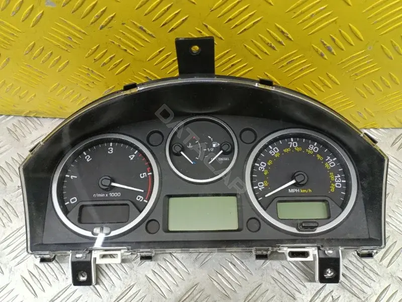 Панель приборов LR029014