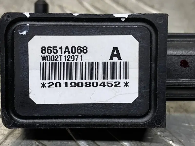 Датчик удара 8651A068