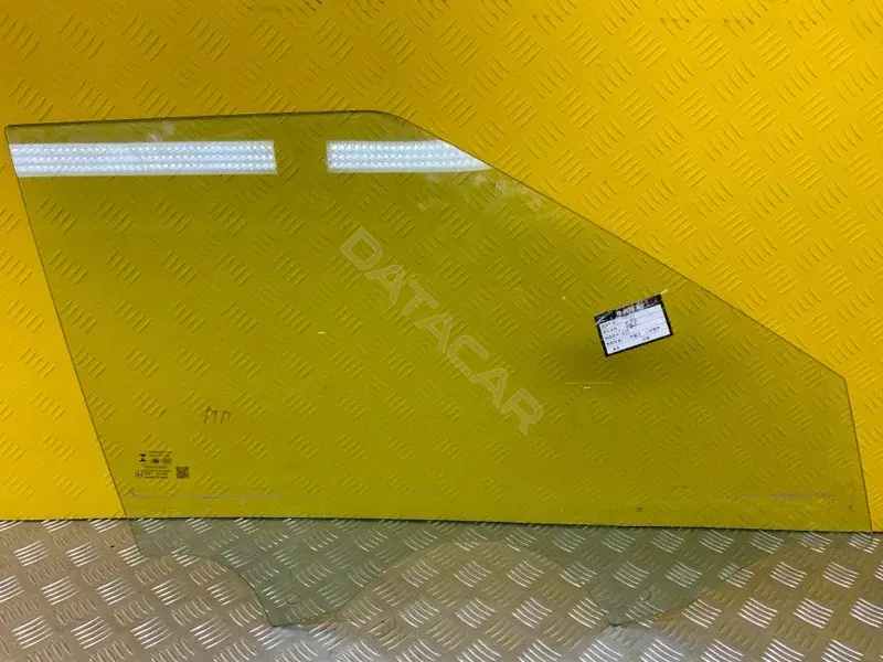 Стекло двери 555000401AA