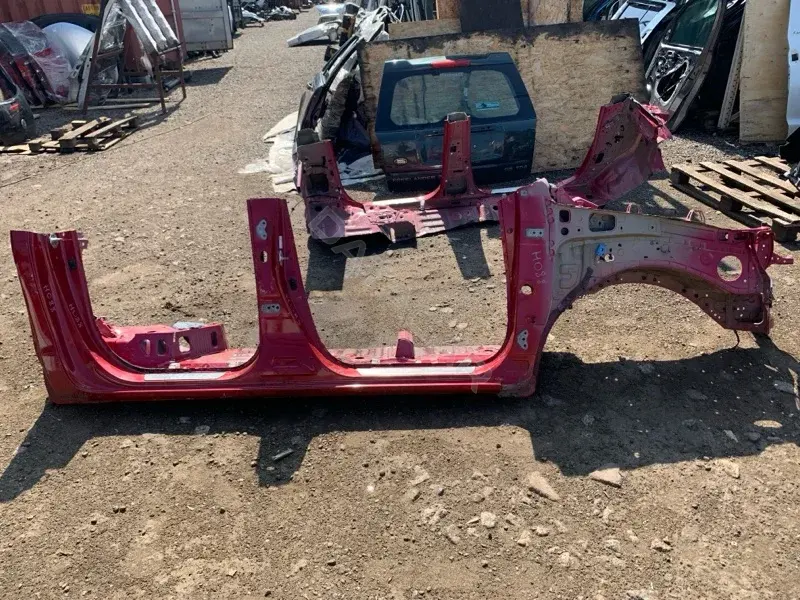 Порог 61401KK900