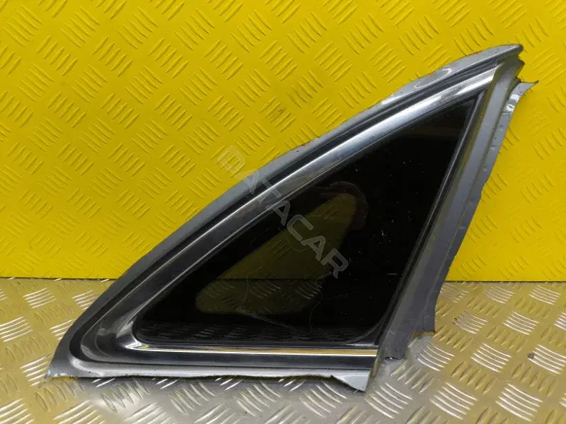 Стекло двери 833001CA0A