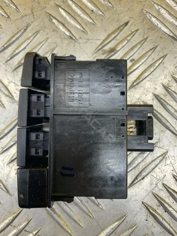Блок кнопок 849770C100