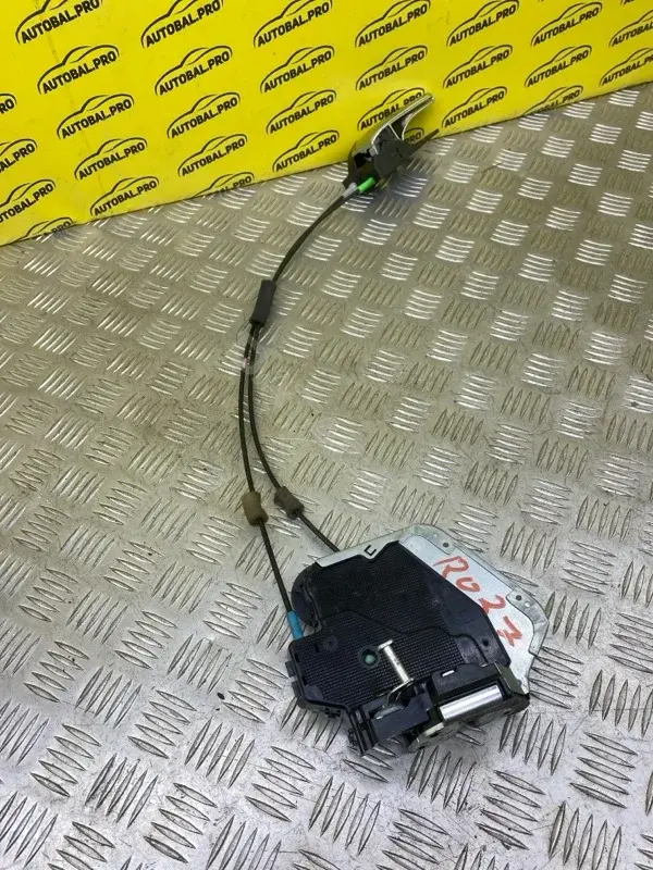 Замок двери 6906012410