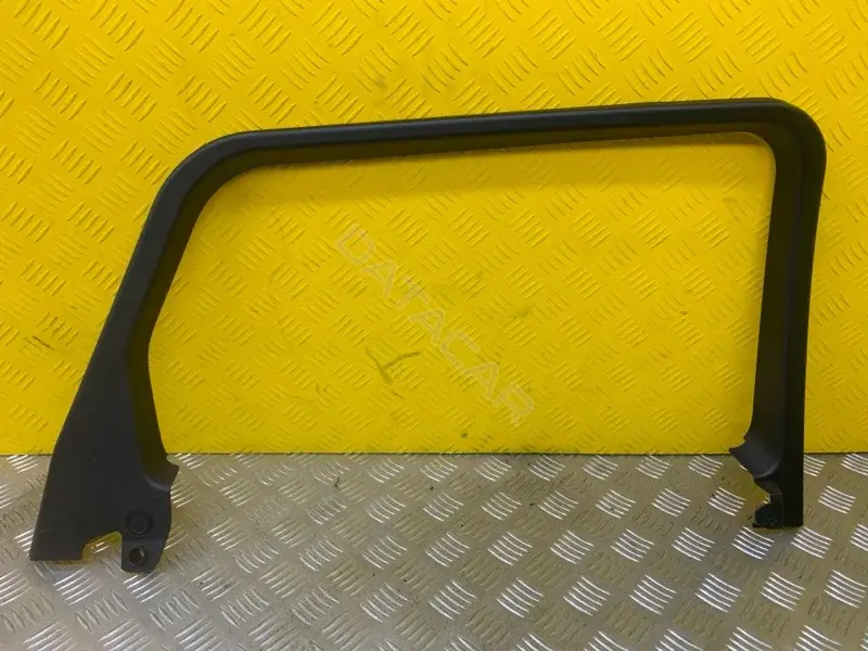 Накладка двери BJ3225515A