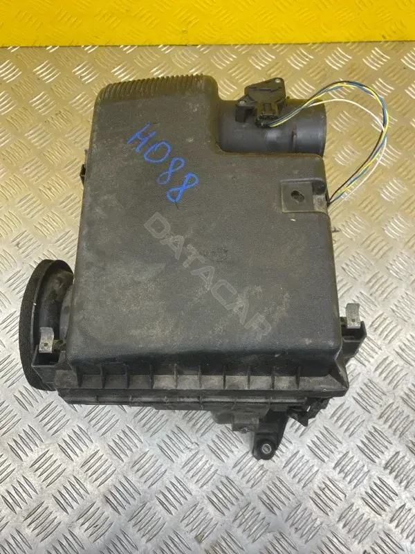 Корпус воздушного фильтра 177000L380