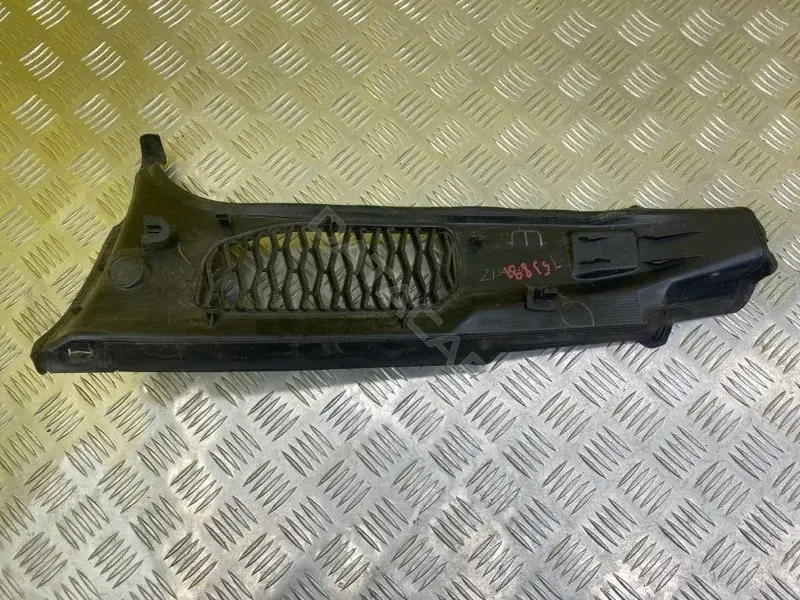 Накладка двери HY3244249AD
