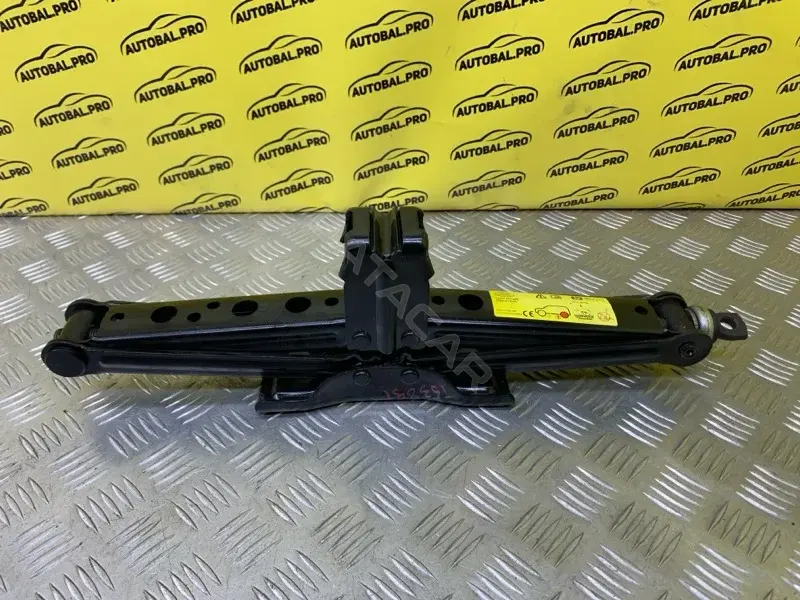 Домкраты HY3217080AB